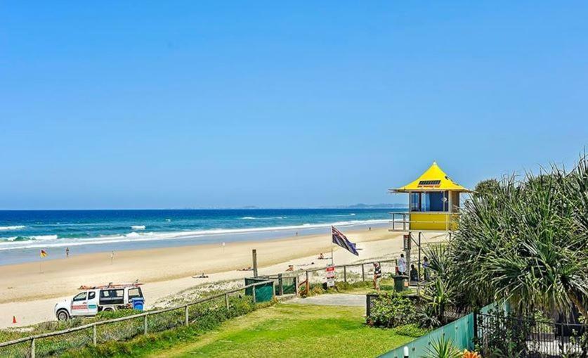 Beachfront Beauty! Gold Coast Kültér fotó